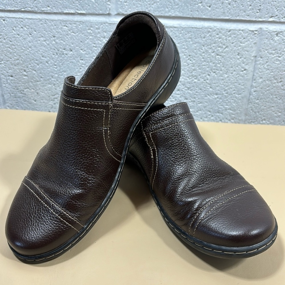 Clarks collection chocolate brown loafers